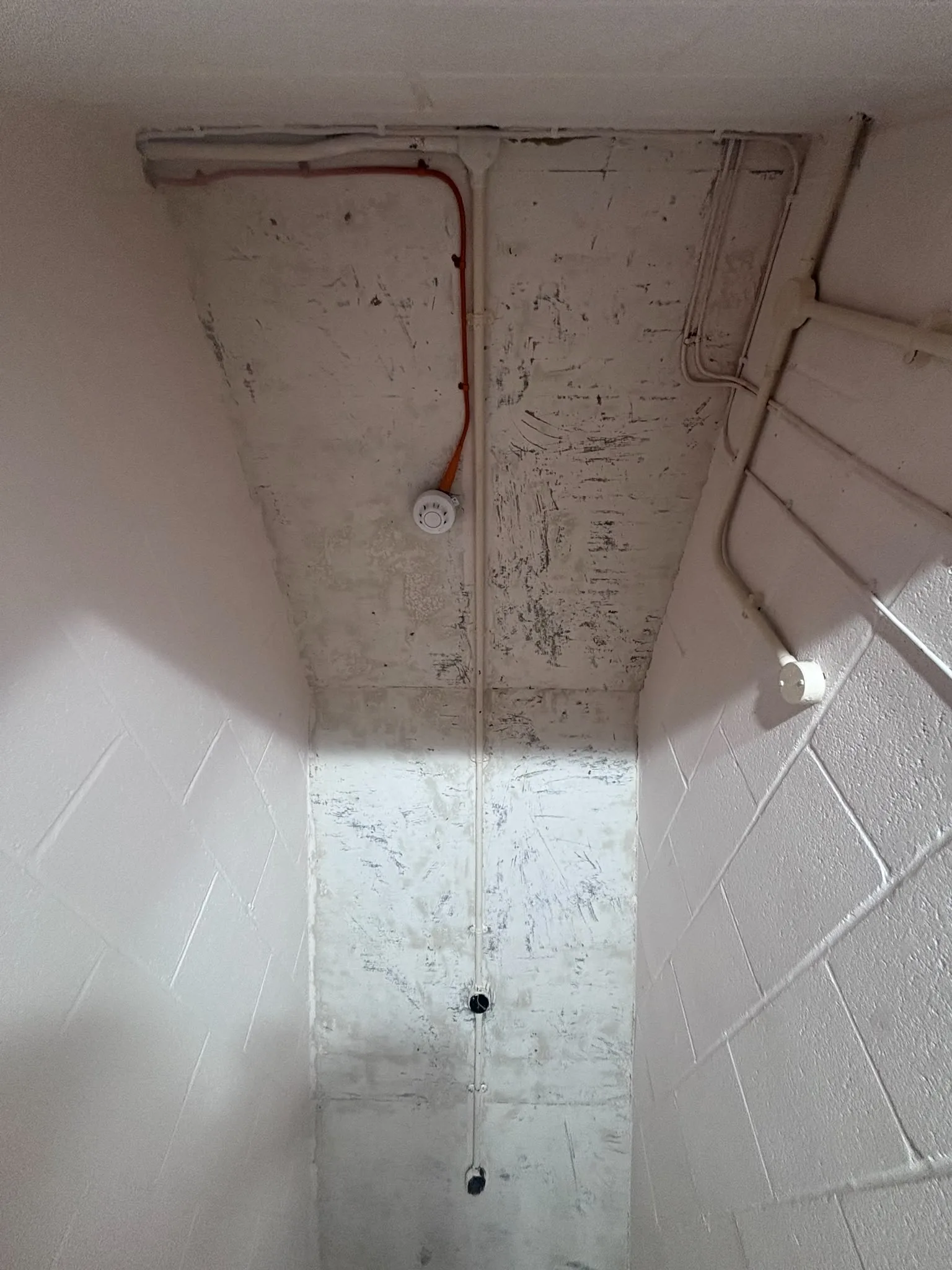 Licensed asbestos gasket removal in a Kensington commercial property
